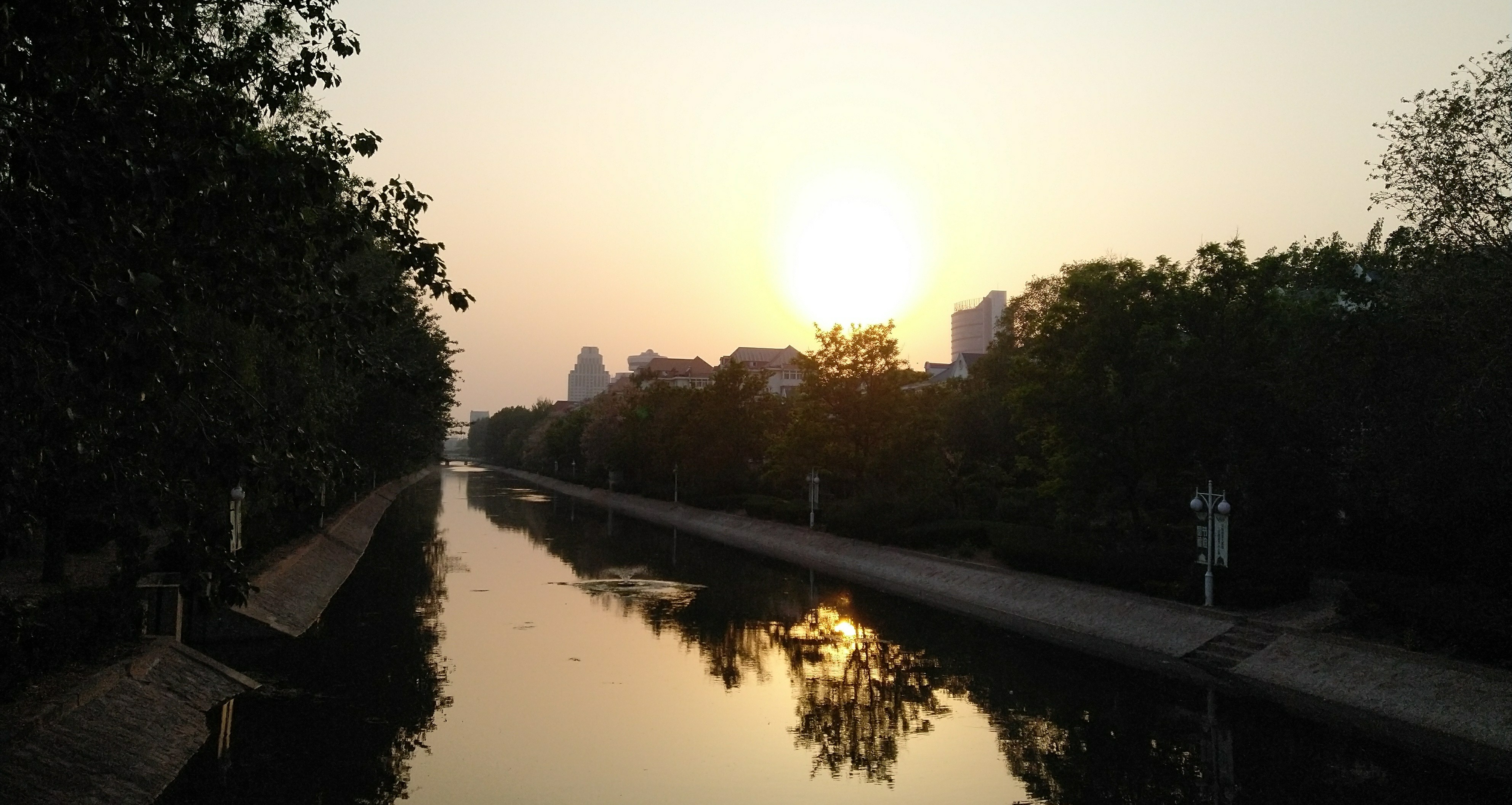 h6_73703.jpg